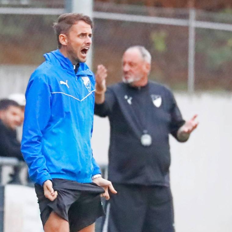 Das war der 4. Spieltag der A-Liga: 1. FC gewinnt „Topspiel zum Lernen“ deutlich gegen Korschenbroich
