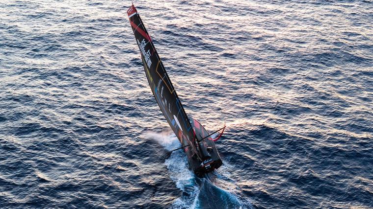 News-Blog Ocean Race: Herrmann segelt mit der Malizia 4 vorneweg