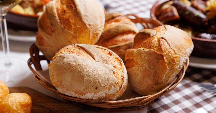 Brötchen aus der Heißluftfritteuse: Bei dieser Temperatur werden sie perfekt