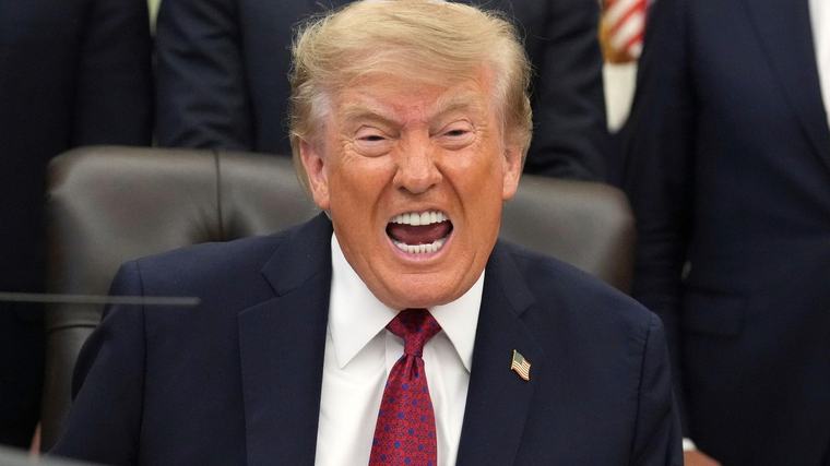 Trumps Krieg gegen die Presse erreicht eine neue gefährliche Stufe