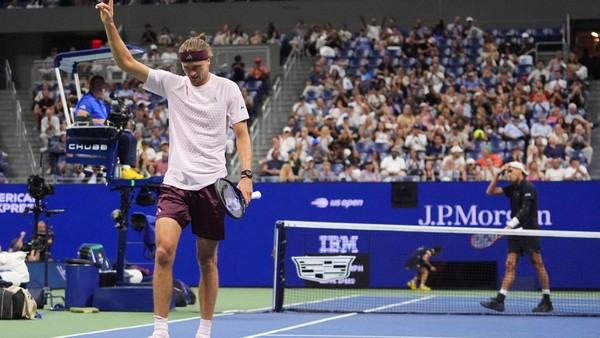 Zweimal lang, jetzt doch kurz – Zickzack-Zverev weiter im Rennen um den US-Open-Titel
