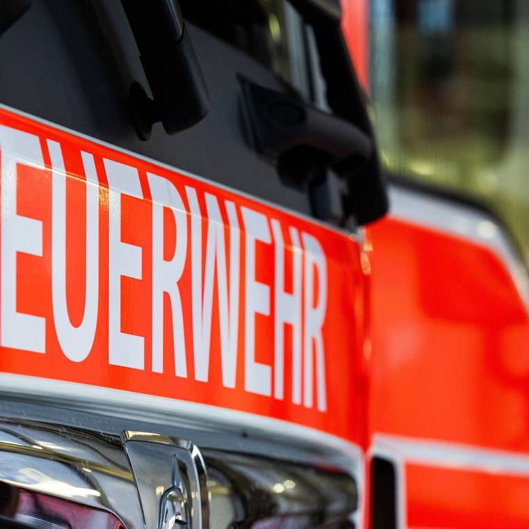 Feuer an Umspannwerk in Berlin: Kurzschluss war Brandauslöser – Dutzende Ampeln ausgefallen