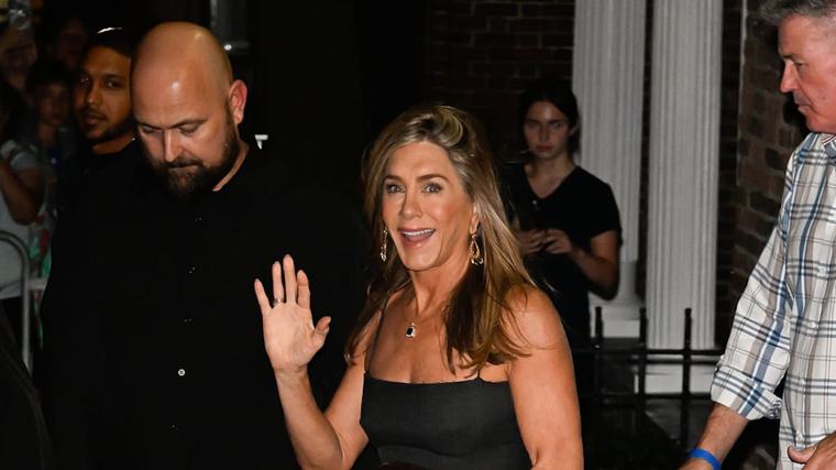 Jennifer Aniston hat mit Jim Curtis „tiefe Angst” besiegt