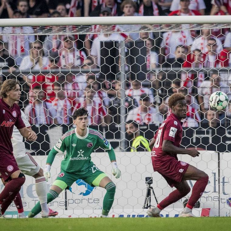 Ende-Entscheidung birgt Gefahr: Fortuna-Fanliebling wird zum Matchwinner in Köln – muss er trotzdem auf die Bank?