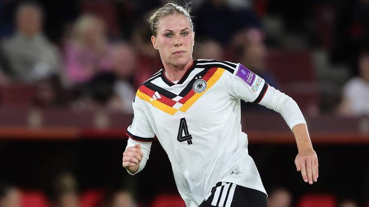 Rebecca Knaak: Sorge um verletzte deutsche Nationalspielerin