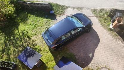 DIY: Das Balkonkraftwerk als E-Auto-Tankstelle