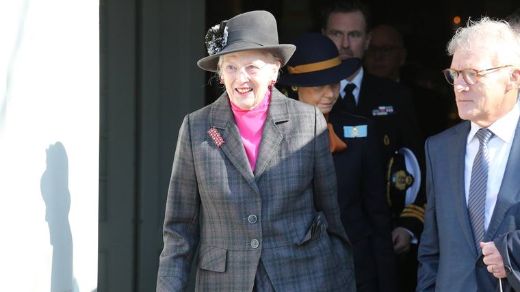 Verpasst die Beisetzung von König Harald: Königin Margrethe wurde ins Krankenhaus eingeliefert