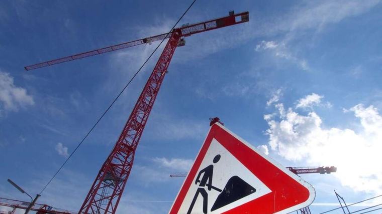 Wegen Kranaufbau: Stadt München sperrt Sendlinger Straße in Altstadt-Lehel nachts