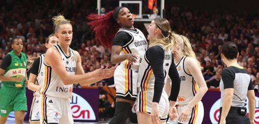 Basketball-WM in Berlin: Deutschland besiegt Mali und steht in Zwischenrunde