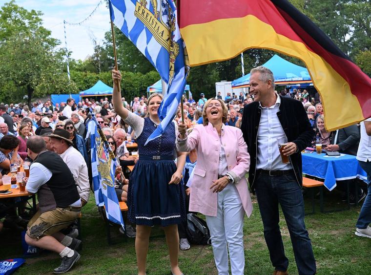 Gillamoos nach Sachsen-Anhalt-Wahl: AfD triumphiert, CSU ringt um Optimismus