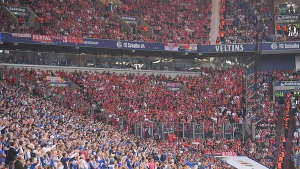Nach Auseinandersetzungen mit Schalke-Fans: Bayern-Anhänger dürfen nicht ins Stadion