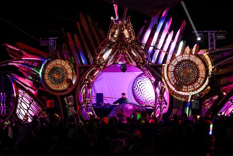 Das 2Takt-Festival 2026 Es begann im Regen und endete im warmen Sonnenschein - Hier viele Bilder vom 2Takt 2026: Show more Fleinheim Bildergalerie 1 Minute