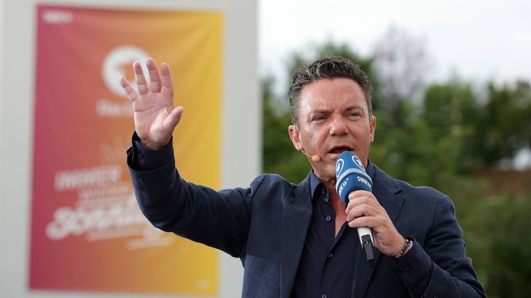 Nach „Immer wieder sonntags“-Aus: SWR verrät, was aus Mross' Arena wird