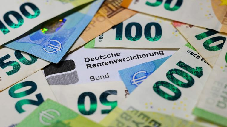 Rente: Bis Ende September müssen viele eine IBAN vorlegen