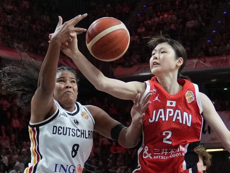 Basketball: DBB-Frauen holen ersten Sieg bei der Heim-WM
