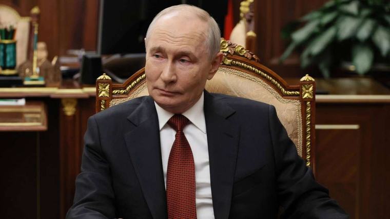 „Aktuelle Angriffe nur Vorgeschmack“: Experte warnt vor „entscheidendem Schlachtfeld“ zwischen Putin und NATO