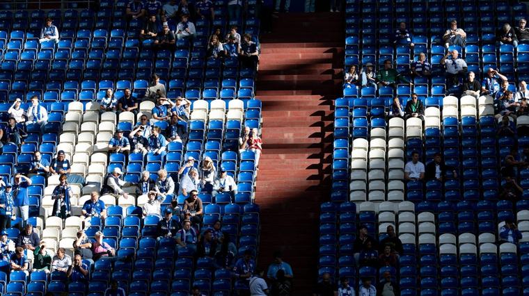 Medien: Platzverweis für 500 Bayern-Anhänger auf Schalke