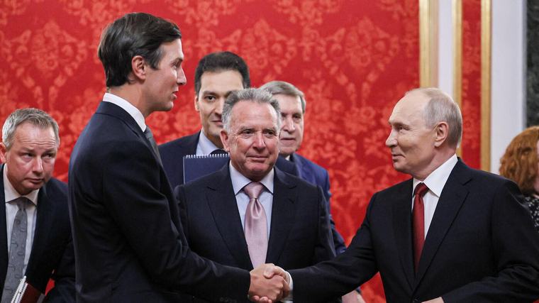Live Treffen von Putin, Witkoff und Kushner : Kreml spricht von „konstruktiven“ Gesprächen in Moskau