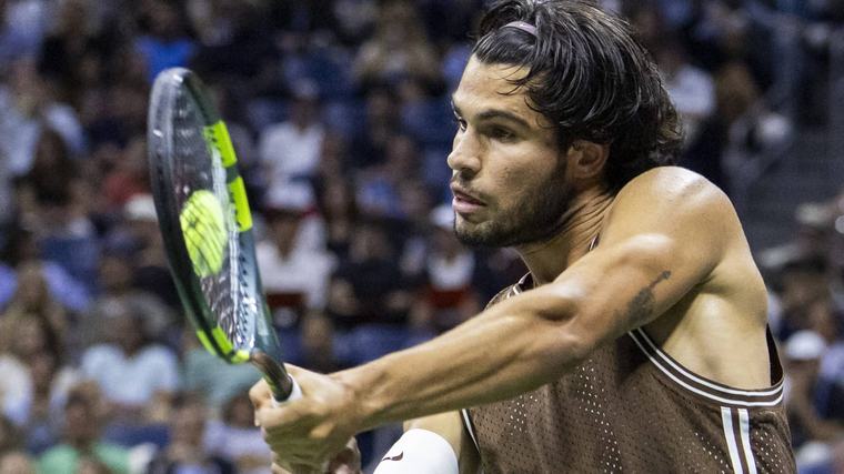 US Open: Carlos Alcaraz wechselt Outfit – "Zu oft meinen Nippel gesehen"
