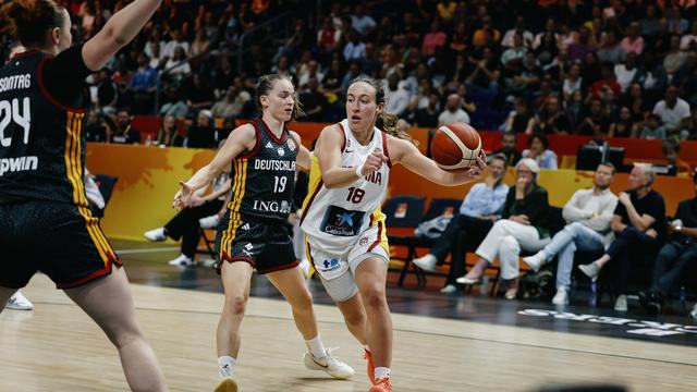 Basketball-WM der Frauen: Deutsche Basketballerinnen starten mit klarer Niederlage in Heim-WM