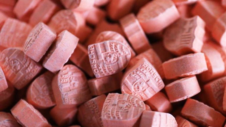 Neue Hoffnung bei schwerer PTBS? Neuseeland erlaubt MDMA mit Psychotherapie und strenger Kontrolle