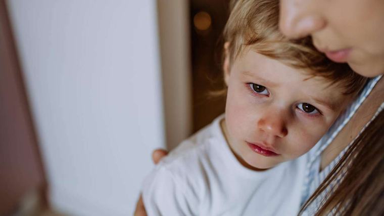 „Wirkungslos“: Erziehungsexperte nennt häufigen Fehler bei Wutanfällen von Kindern