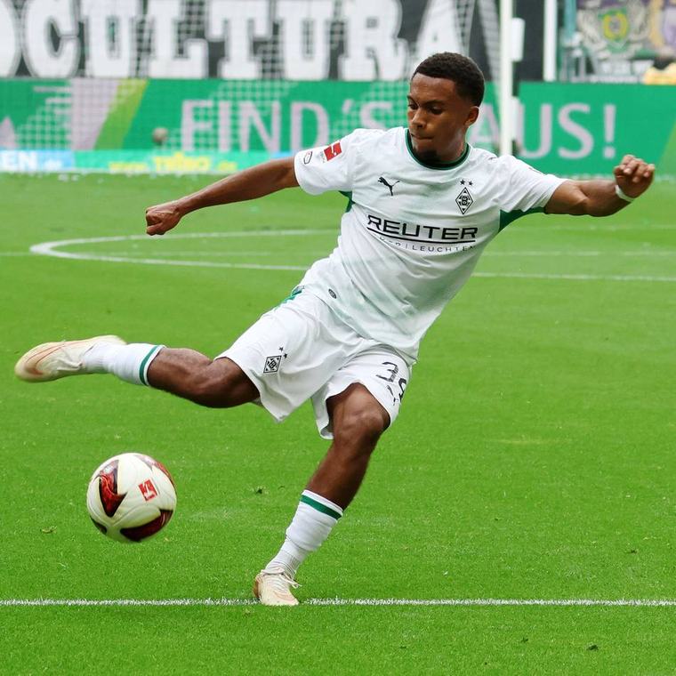 „Das ist Teil des Lernprozesses“: Borussias Talent Nguefack erlebt bittersüßes Startelf-Debüt