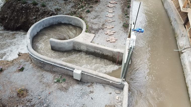 Belgier entwickeln besonderes Wasserkraftwerk: Das Prinzip kennen viele aus der Badewanne