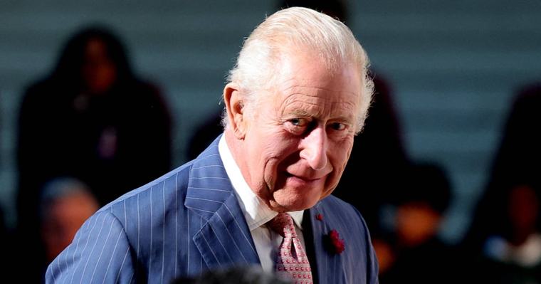 „Um Verwirrung zu vermeiden”: König Charles äußert sich erstmals zu Prinz Harry und Meghans Rückkehr