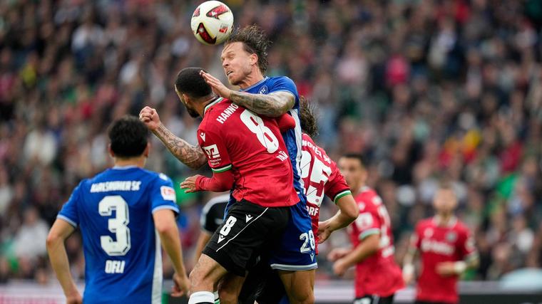 KSC bei Hannover 96 erst mit Elfer-Frust, dann im späten Glück