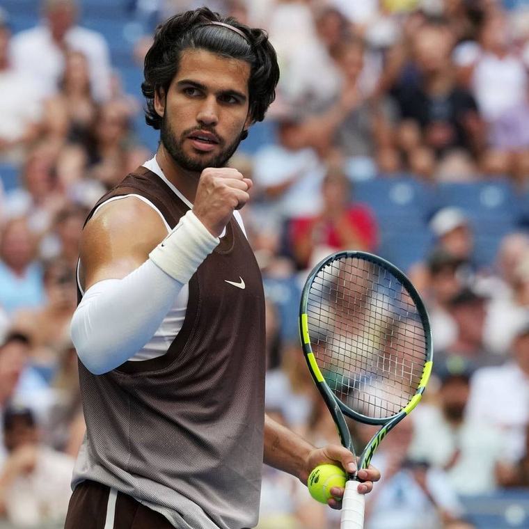 US Open in New York: Trotz einiger Fehler – Alcaraz steht im Achtelfinale