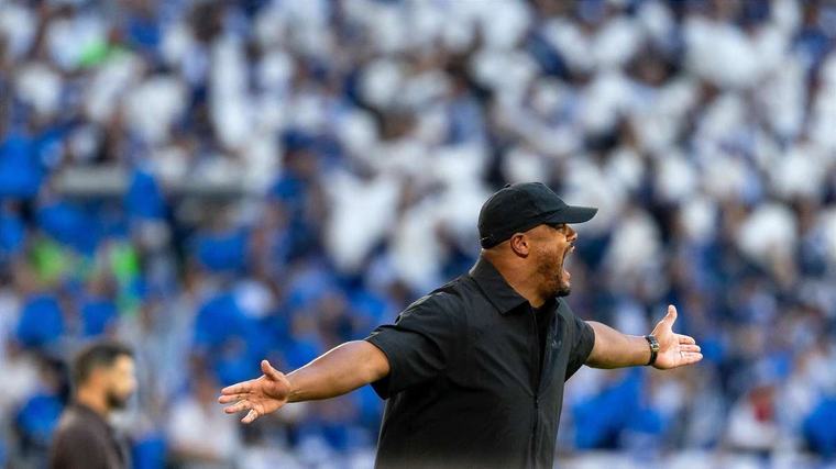 Jetzt abstimmen: 0:0 auf Schalke – hat Kompany zu viel rotiert?
