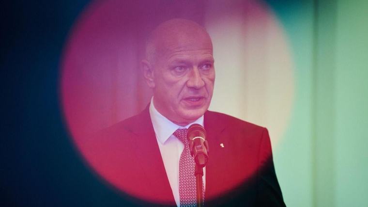 „Er ist verantwortlich“ : Giffey fordert von Wegner mehr Einsatz nach Berliner Datenleck