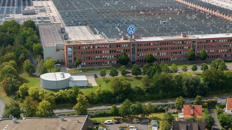 VW streicht 50.000 Stellen – Was heißt das für Baunatal?