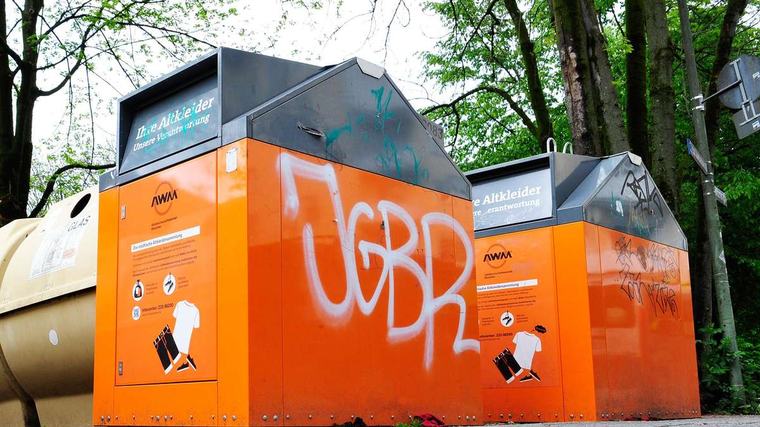 Modekonzerne zahlen bald für Altkleidercontainer in München – „muss effizient sein“