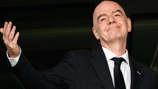 Trotz Kritik: Fifa-Präsident Infantino tritt zur Wahl an