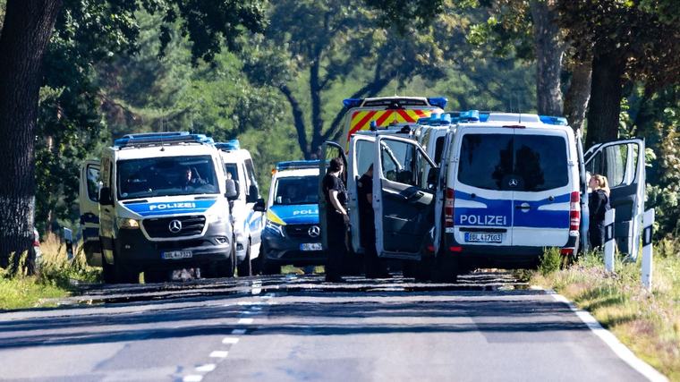 Polizei-Großeinsatz an Umspannwerk in Ganderkesee