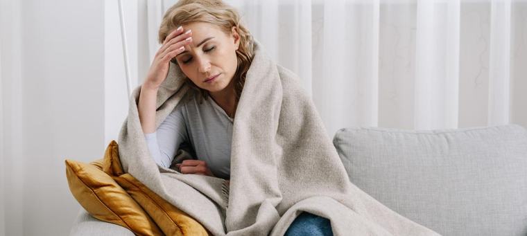 Vitamin-B12-Mangel oder Eisenmangel: Diese Symptome unterscheiden die beiden