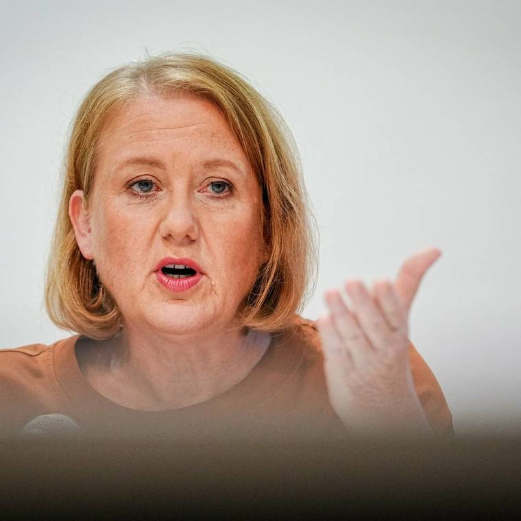 Schwarfe Kritik am Finanzminister: Paus nennt Klingbeils Haushaltsentwurf unseriös – „Da wird viel Geld verplempert“