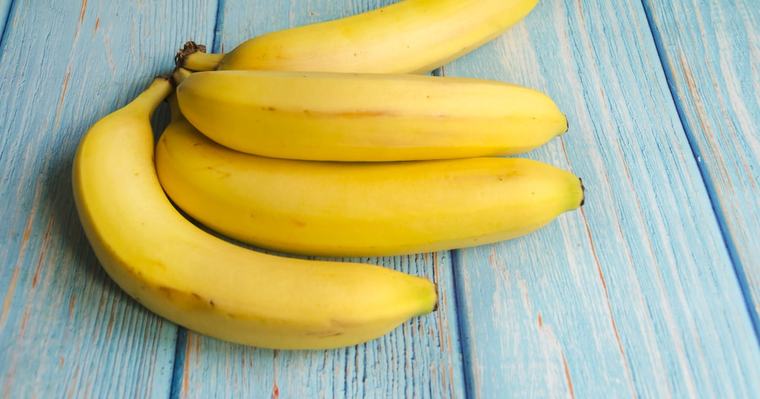 Was eine Banane am Abend mit Ihrem Schlaf machen kann, überrascht viele