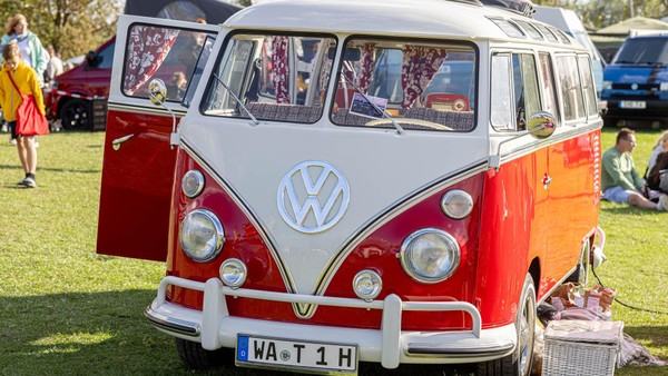 Bulli-Festival am Auesee in Wesel: Das sind die schönsten Fotos vom beliebten Event