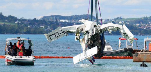Attersee: Fluglehrer und seine Schülerin starben bei Absturz sofort