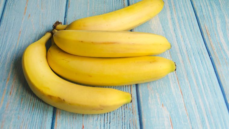 Was eine Banane am Abend mit Ihrem Schlaf machen kann, überrascht viele