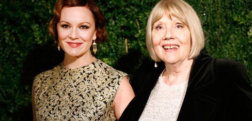 Rachael Stirling: Tochter von Diana Rigg isst vor Auftritten die Asche ihrer Mutter