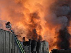 Zwei Tote und mehrere Verletzte: Nach dreitägiger Feuerpause greift Russland erneut Kiew an