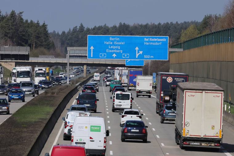 Verkehrsetat 2027: Ausbau von 18 Autobahnen geplant – aber kein einziges Bahnprojekt