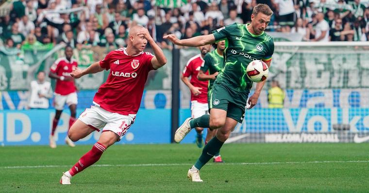 Heimfluch geht weiter Wolfsburg verspielt 3:0-Führung gegen Aufsteiger vor 16 Stunden