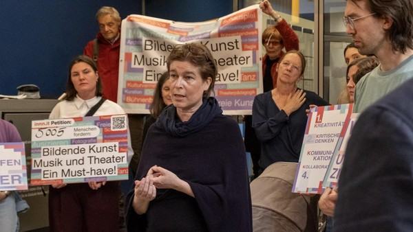 Alarm in der Kulturszene: kein garantiertes Abitur in den musischen Fächern?