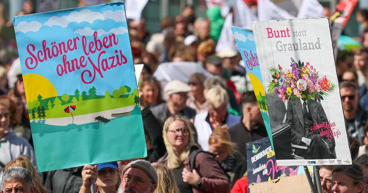 Vor LTW Sachsen-Anhalt Tausende demonstrieren für Demokratie und Weltoffenheit