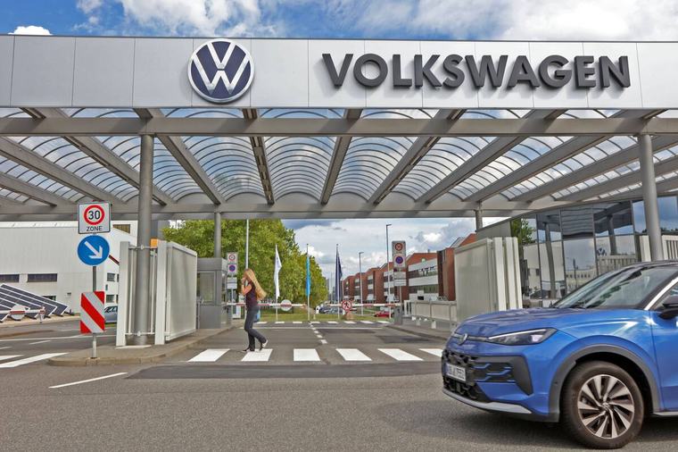 Die Uhr tickt weiter: Warum Zehntausende VW-Mitarbeiter trotz Zukunftskonzept nicht aufatmen können